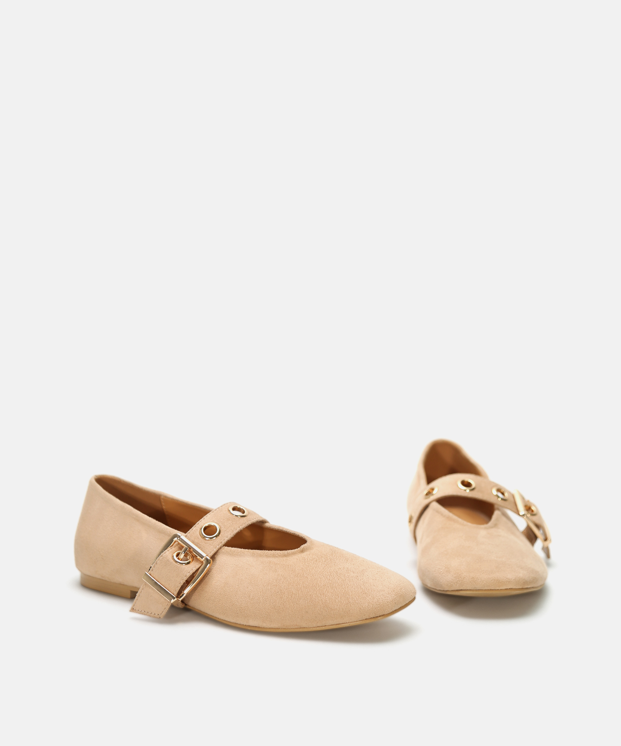 Bailarina ante hebilla image number null